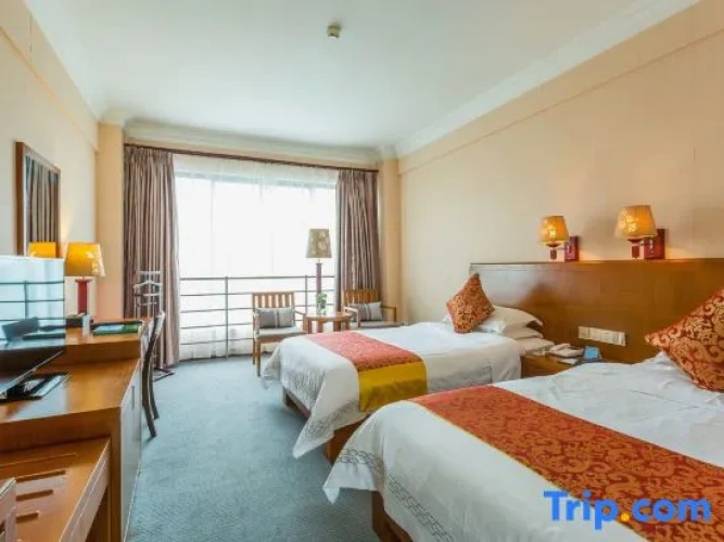 Standard Double room with lake view