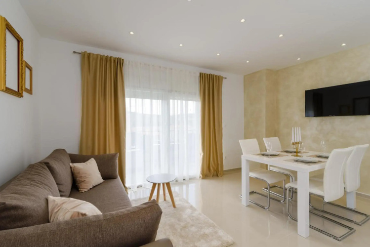 Villa Apartments AA 1