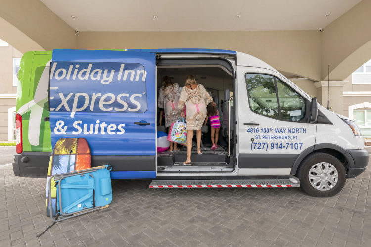 Holiday Inn Express & Suites St. Petersburg - Madeira Beach photo 36