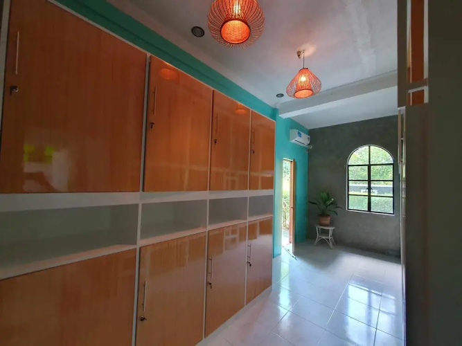 Fomo hostel palawan