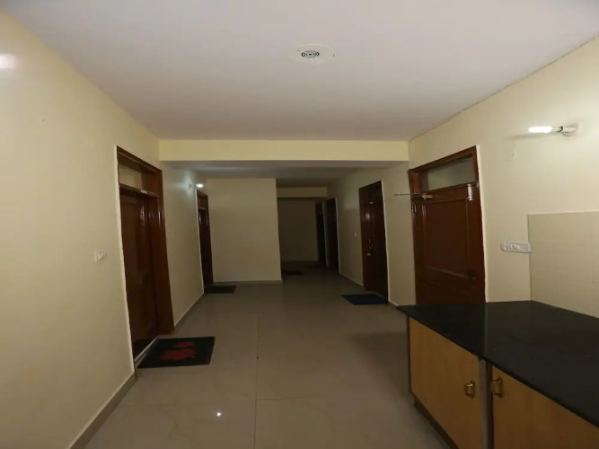 OYO 14212 Tanwar Regency