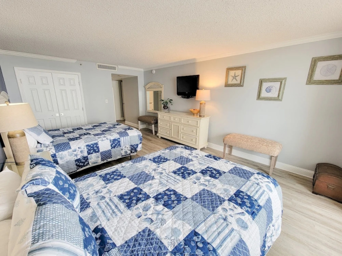 510 South Hampton 2 Bedroom Condo
