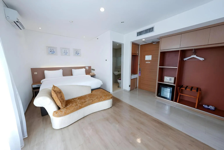 Heef Hotel Pasar Baru