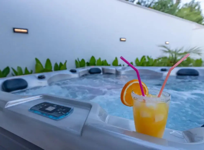Lorena Stylish Sea View Villa