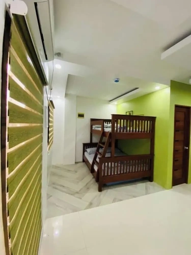 Standard Quadruple Family room