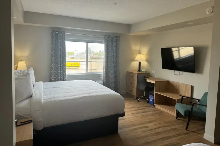 Baymont By Wyndham West Edmonton