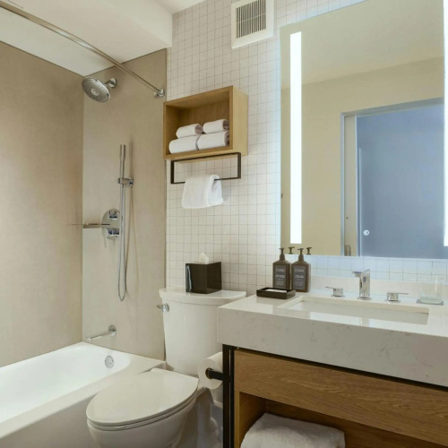 Sheraton Philadelphia University City photo 12