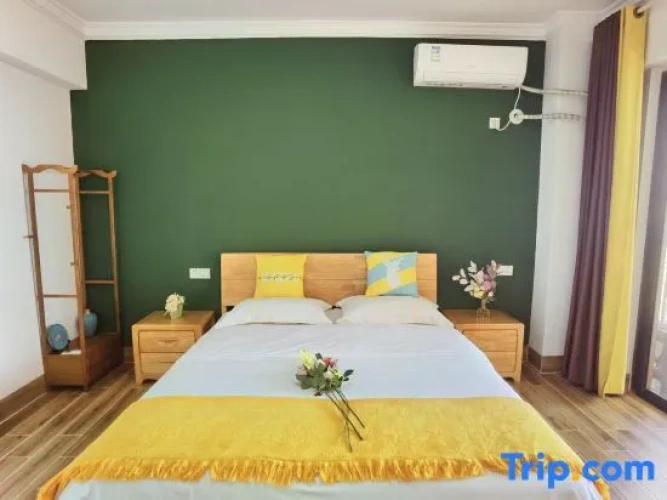 2 Bedrooms Double Suite