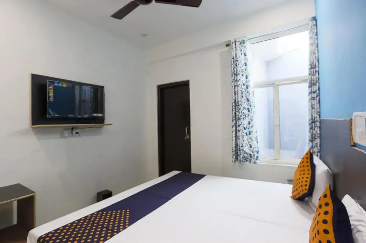Hotel Green Hill by OYO Rooms