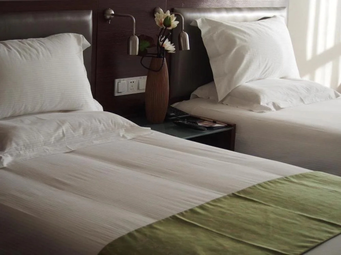 He Yin Hotel