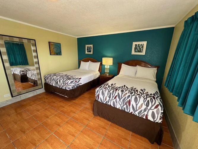 Royal Inn