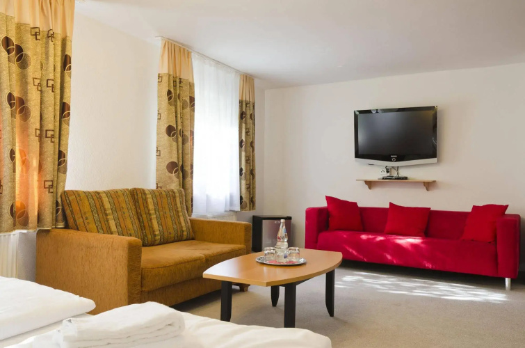 Zur Krone Garni-Hotel