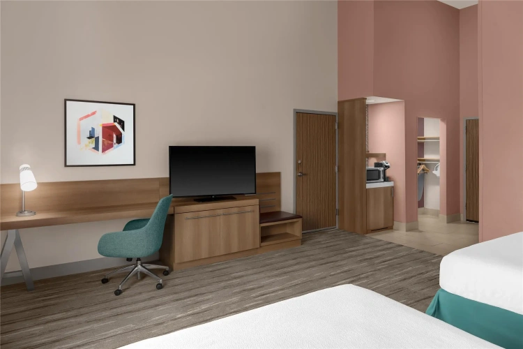 Quadruple Suite