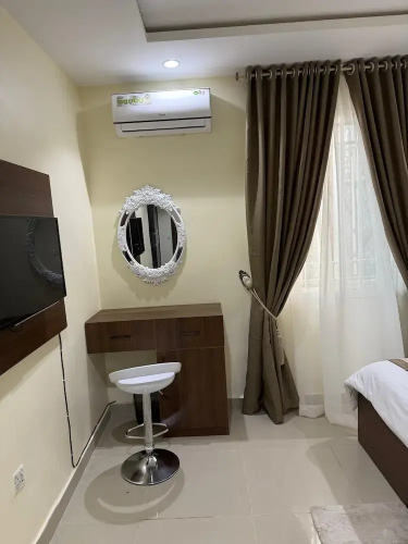 Trinity Shortlet Apartment