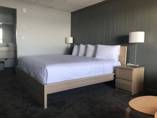 Standard Double room with lake view