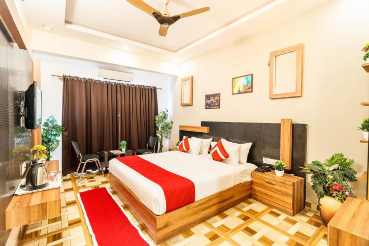 Octave Nest Inn