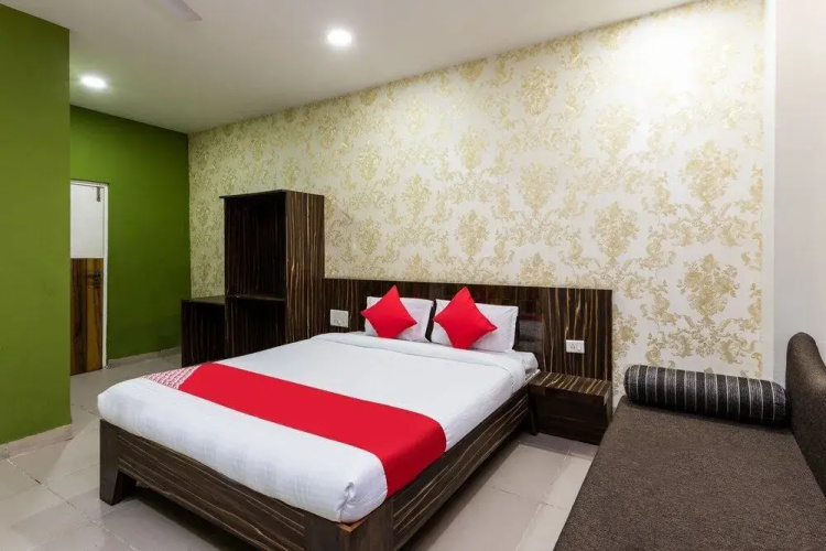 Vitthal Rukmani Palace by OYO Rooms