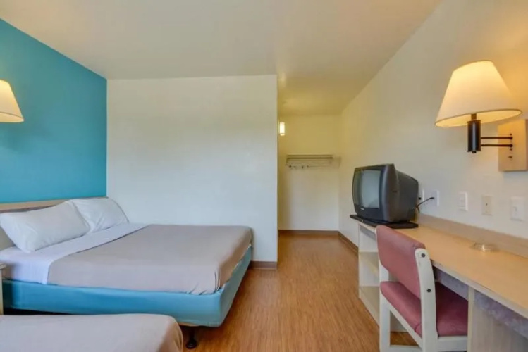 Rodeway Inn