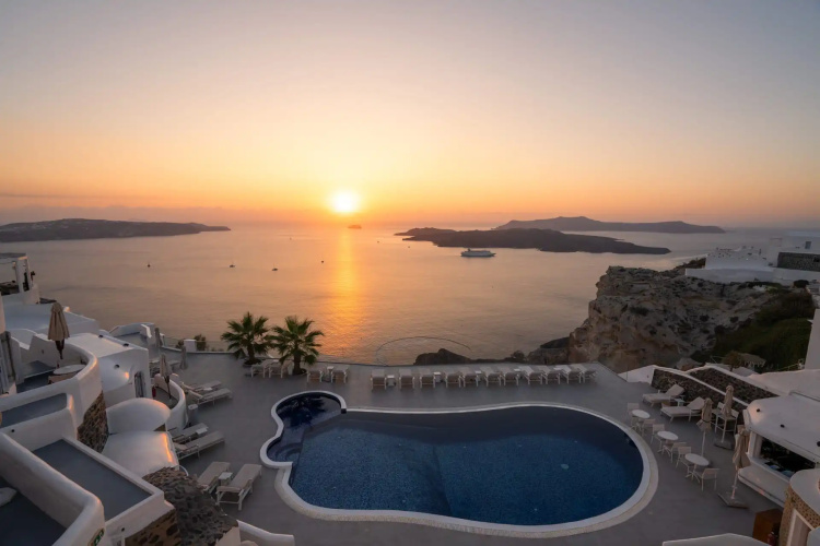 Volcano View Hotel Santorini - Adults Only photo 17