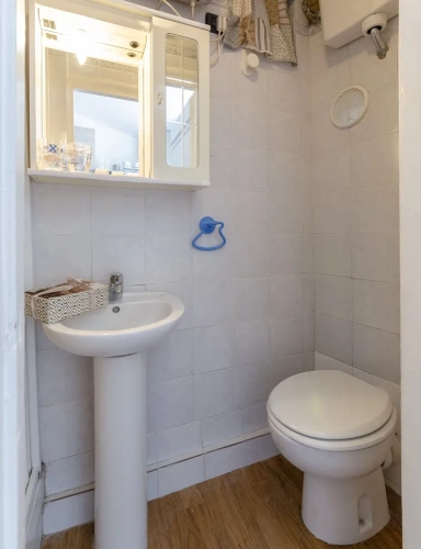 1 Bedroom Apartment with partial sea view