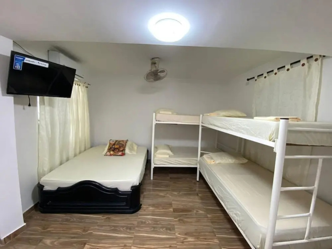 Hostal ISABELLA
