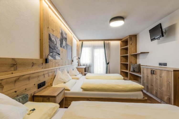 Superior Triple room