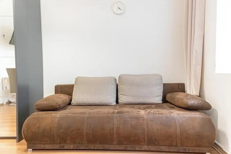 Bright 1BR Apt Perfect for Long Stays