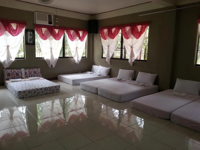 Lola Charing Pension