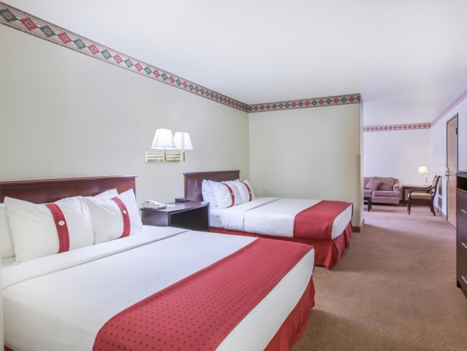 Sextuple Suite