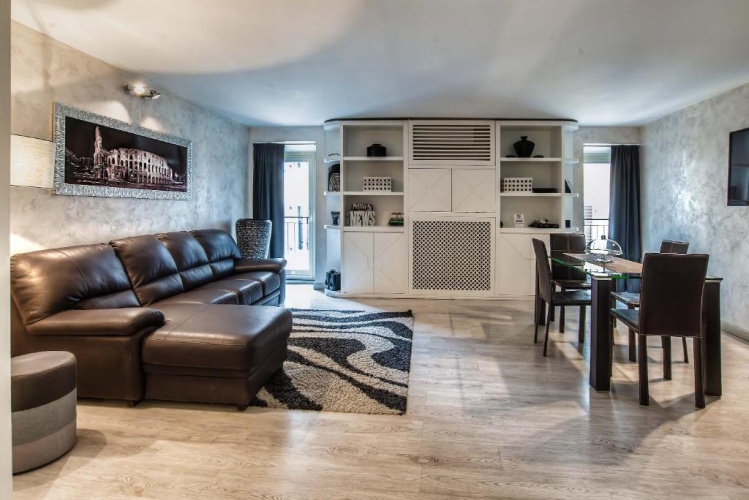 1 Bedroom Apartment