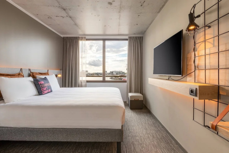 Moxy Bordeaux Hotel