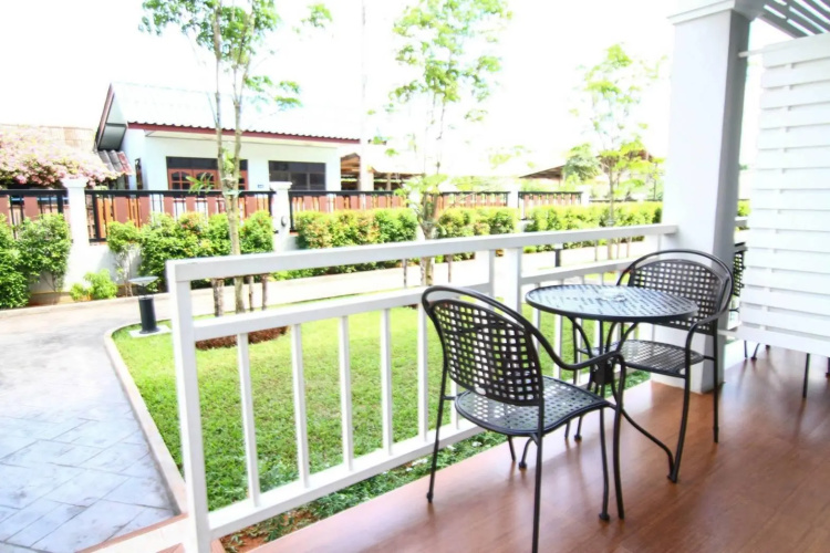 Baanthana Boutique Hotel
