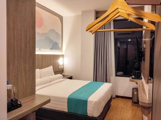 Front One Luxe Hotel Solo