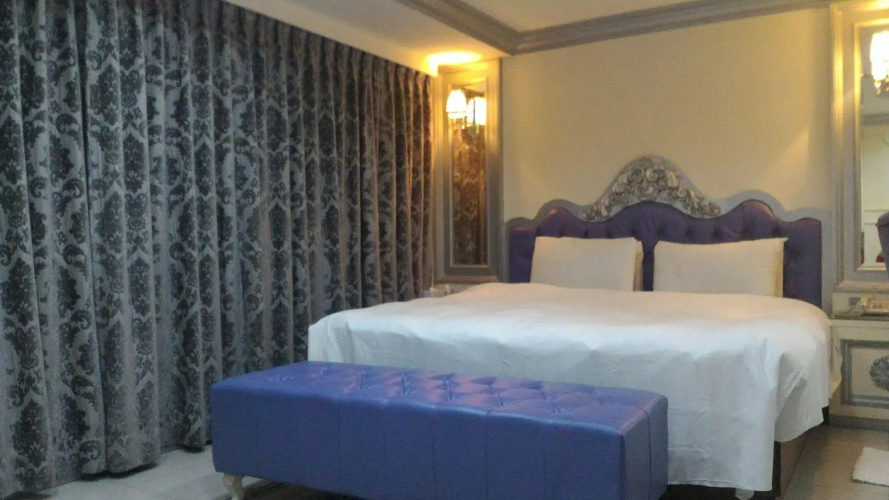 Beethoven Express Hotel