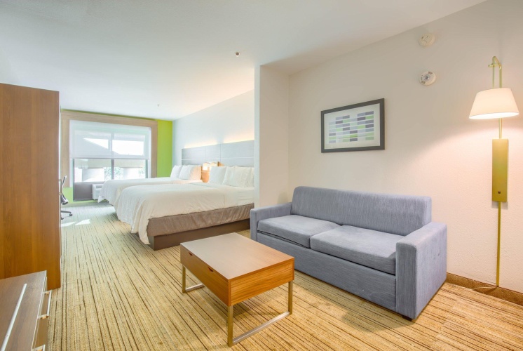 Quadruple Suite