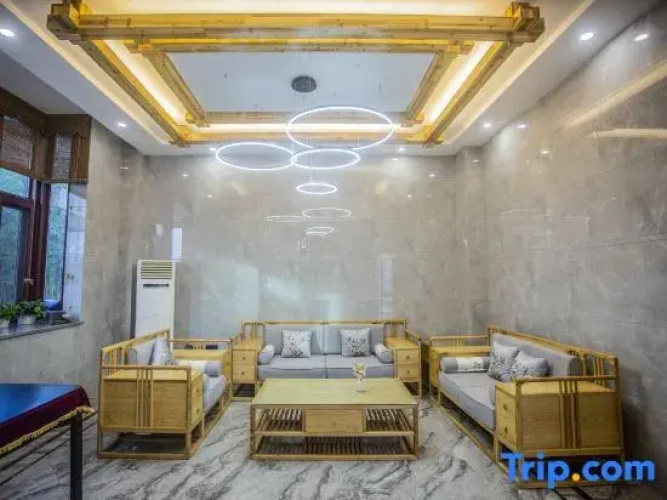 Meizhou Moyan House