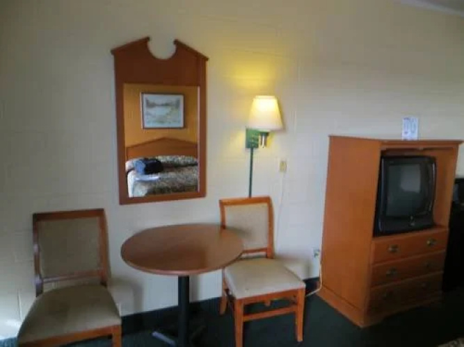Budget Inn