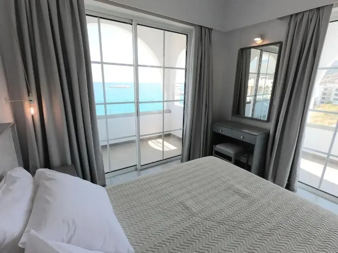 Alos Suites