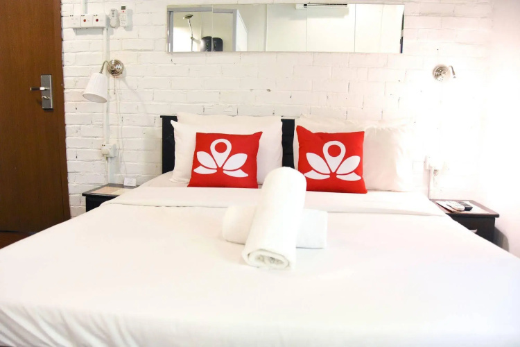 ZEN Rooms Lebuh Campbell