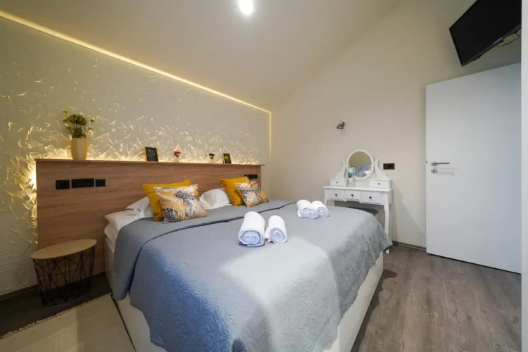 Apartment Pridraga 4