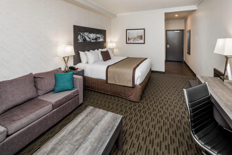 Ramada by Wyndham Revelstoke photo 7