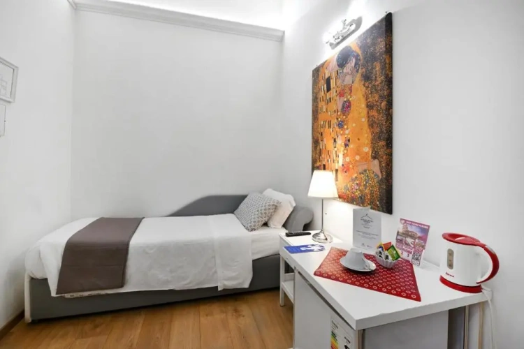 Standard Single room
