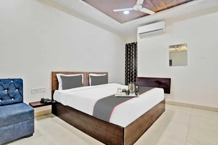 Collection O 93104 Hotel Prime 26