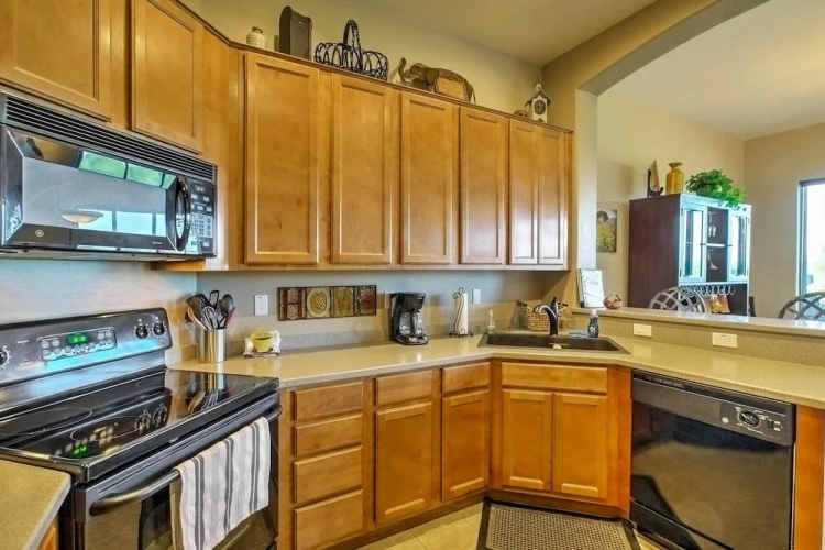 3 Bedrooms Apartment with balcony