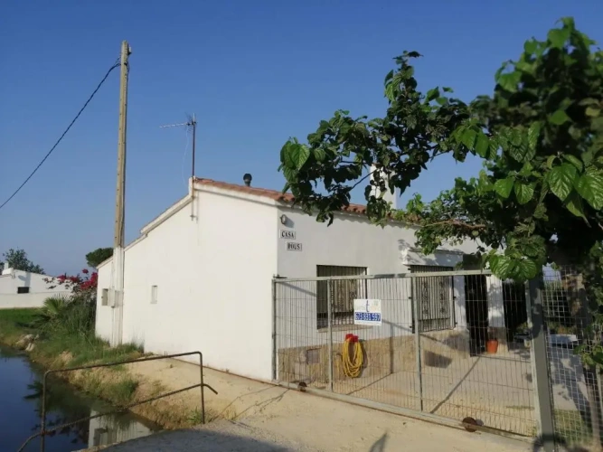3 Bedrooms Cottage