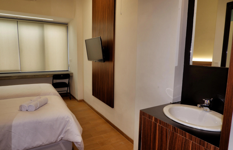 Guest House 555 NKI