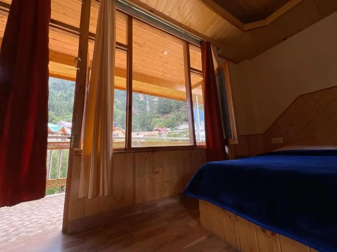 Standard Double room with mountain view