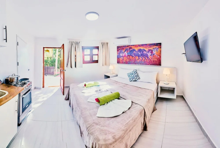 Modern Studio near Arena Gorda Beach