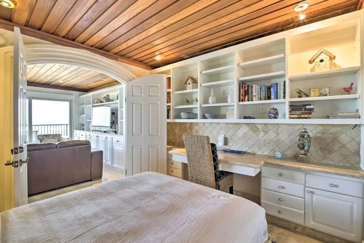 3 Bedrooms Apartment