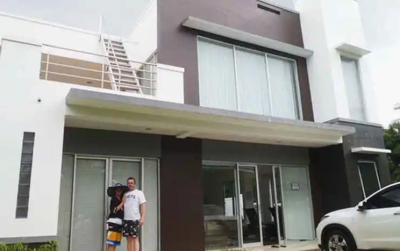 Villa Kaca